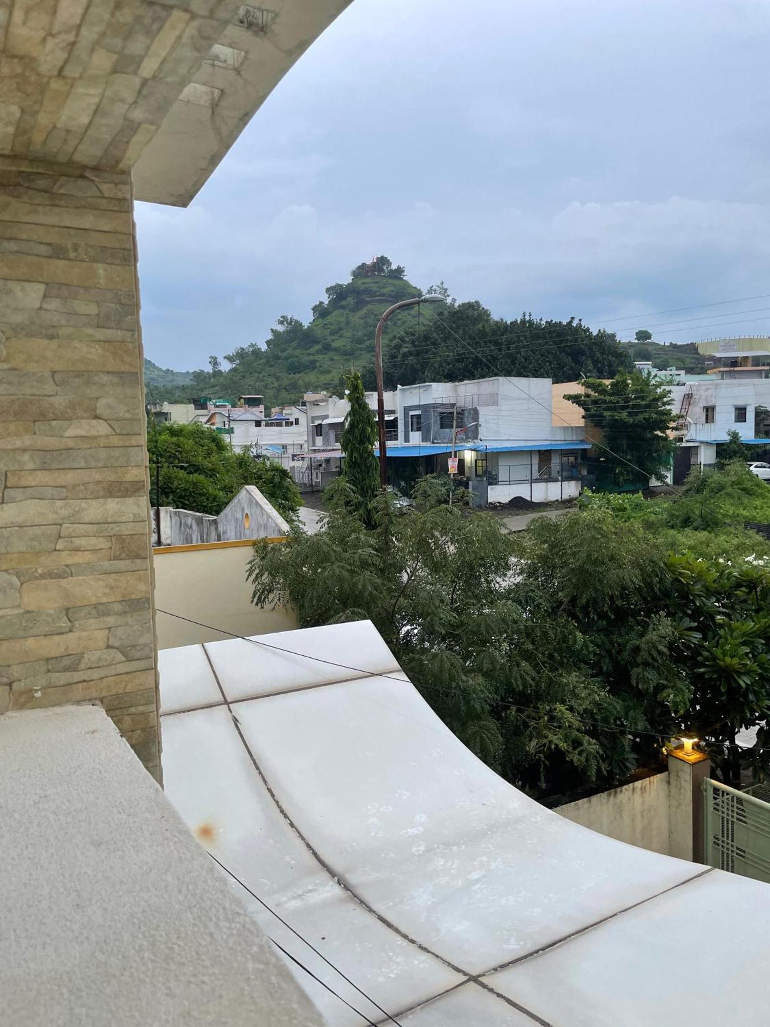 Private & Elegant 3Bhk Villa, Hillside Hideaway, 10 Mins From Mh Bus Stand Aurangabad  Exterior photo